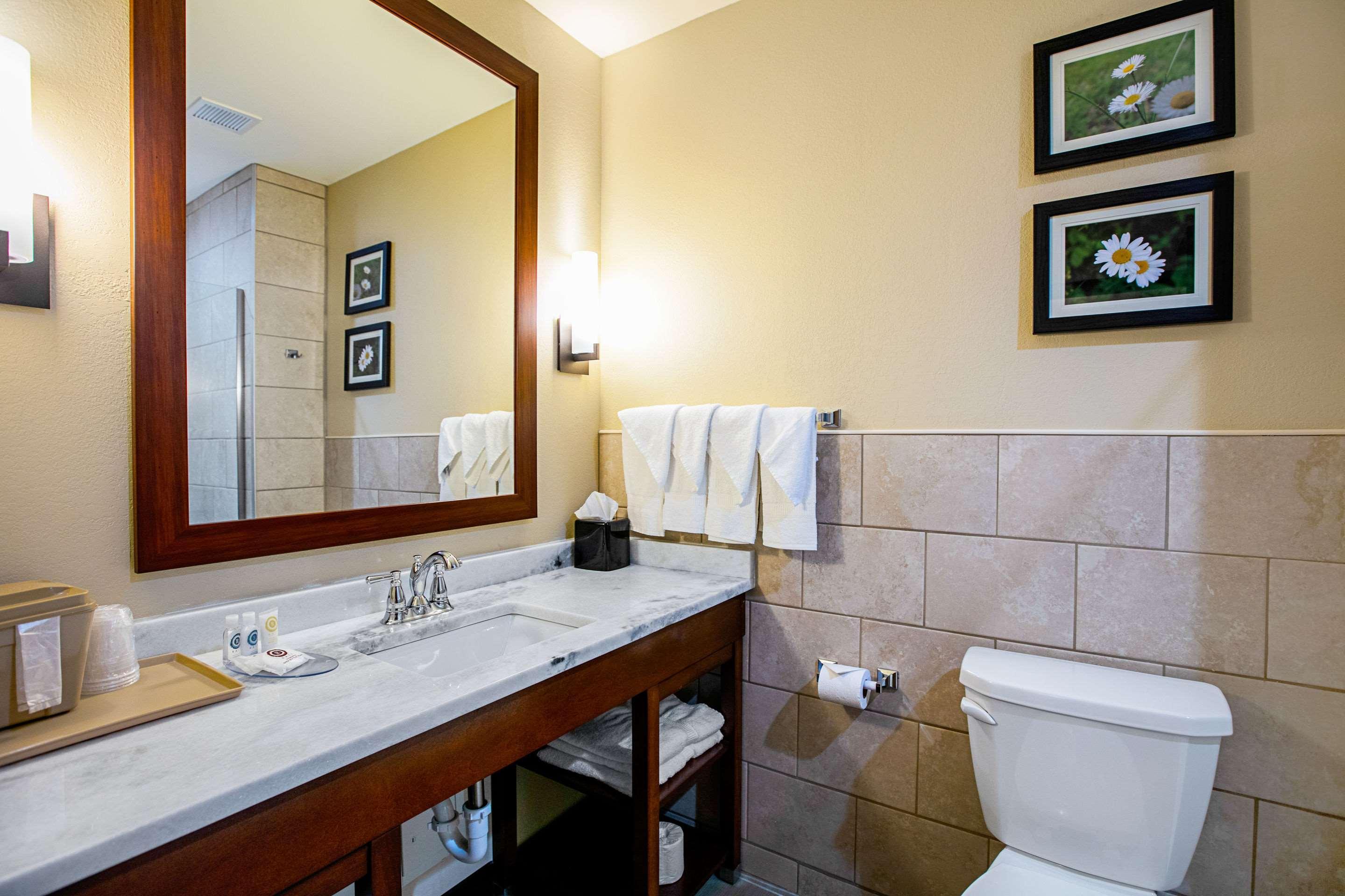 Comfort Suites Fishkill Near Interstate 84 Exterior foto