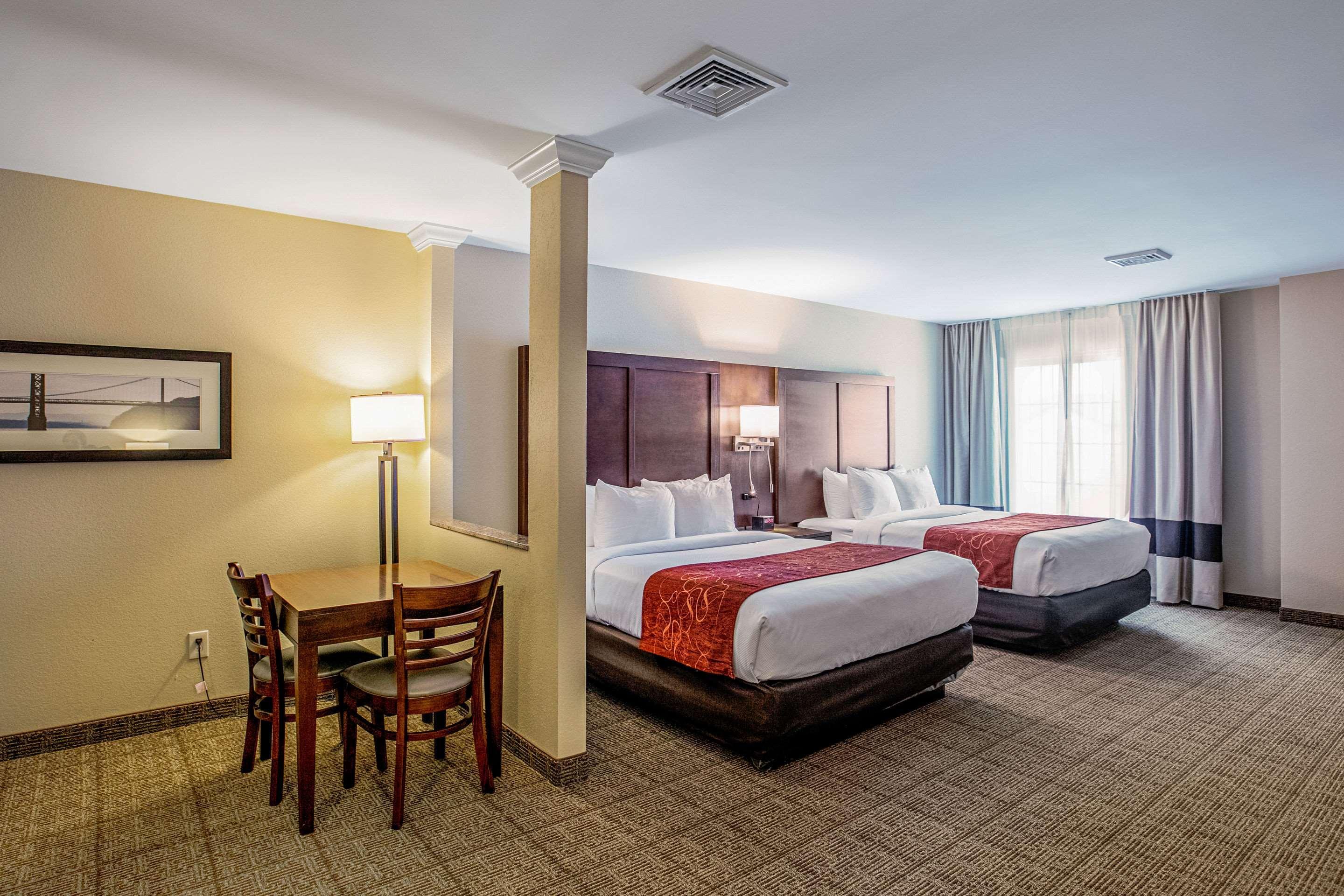 Comfort Suites Fishkill Near Interstate 84 Exterior foto