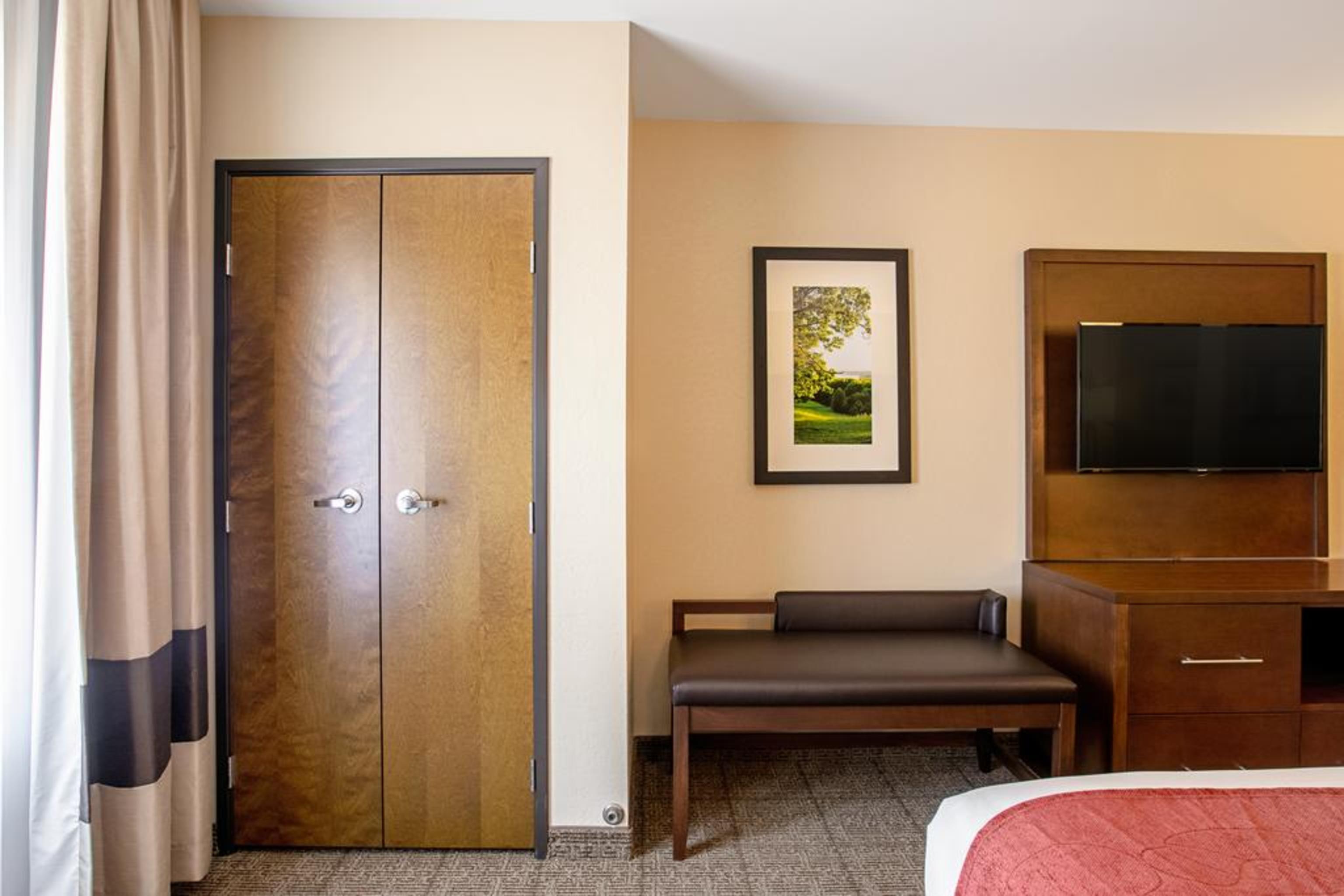 Comfort Suites Fishkill Near Interstate 84 Exterior foto