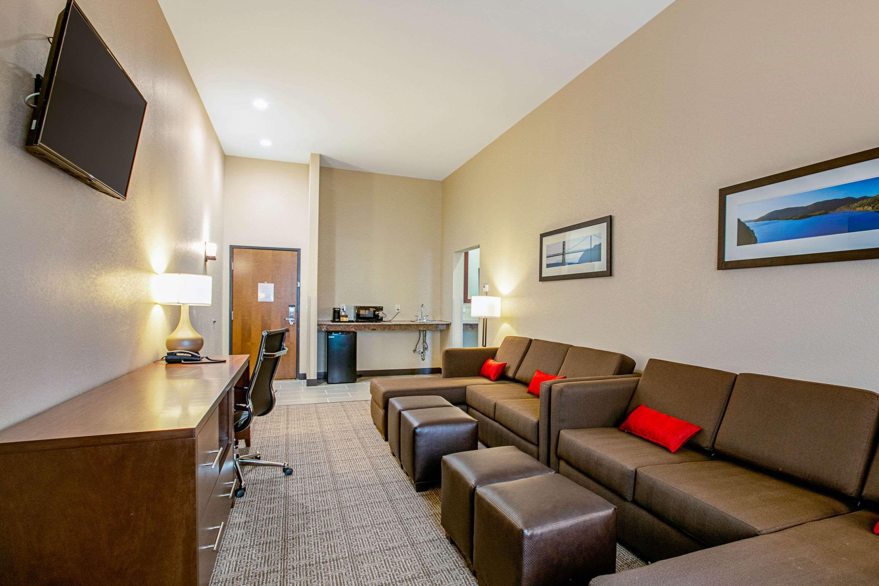 Comfort Suites Fishkill Near Interstate 84 Exterior foto
