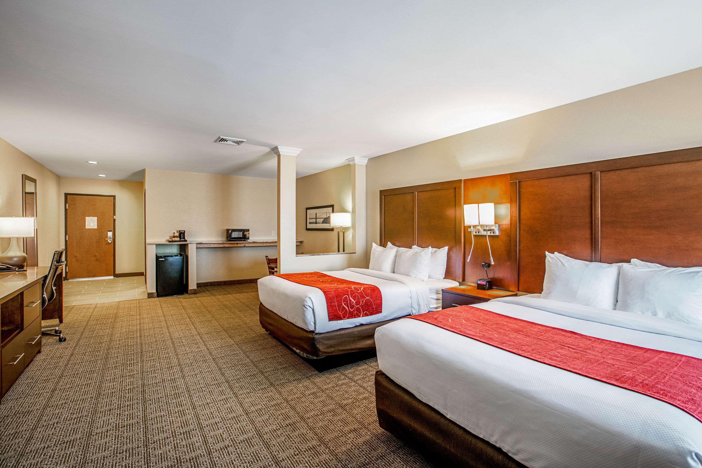 Comfort Suites Fishkill Near Interstate 84 Exterior foto