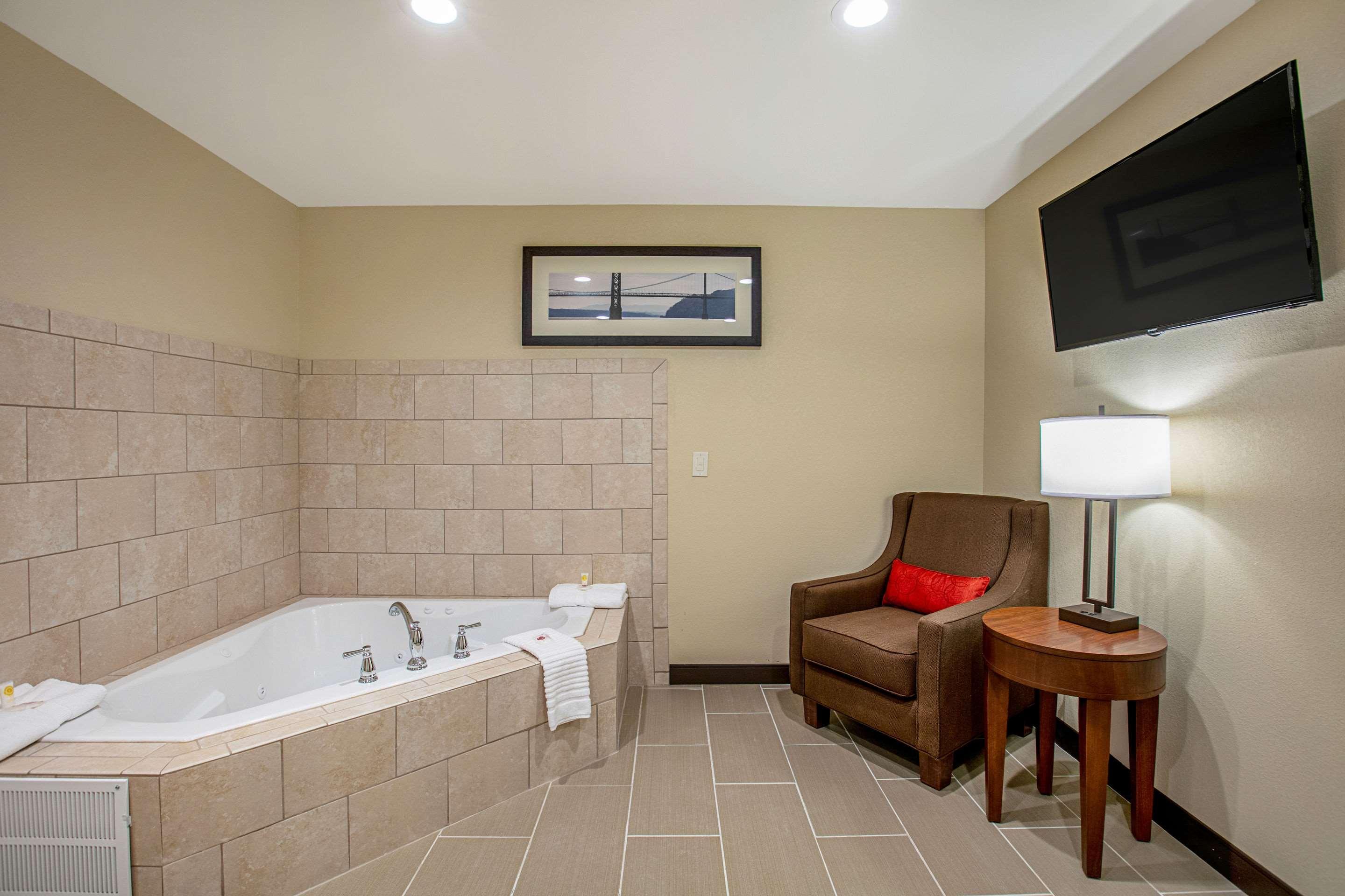 Comfort Suites Fishkill Near Interstate 84 Exterior foto